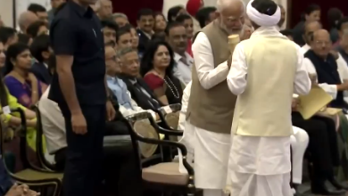 Padma Awards 2024: Prime Minister Modi saluted Padma Shri awardee Drona Bhuiyan by touching his feet