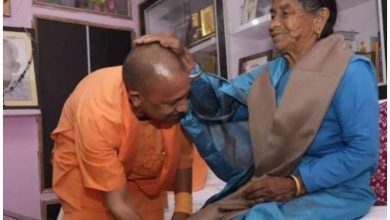 CM Yogi Latest News: Mother of UP CM Yogi Adityanath admitted in AIIMS, Rishikesh