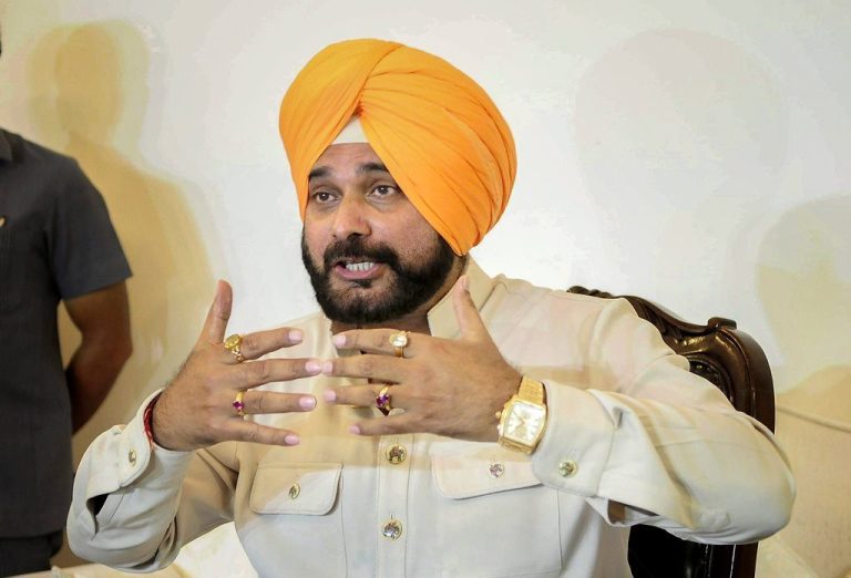 Navjot-Singh-Sidhu-PTI8_21_2018_000094B-e1550672742599