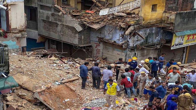 delhi-building-collapse-1631526180