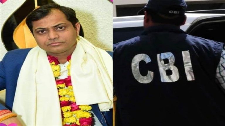 04_06_2022-cbi_arrested_railway_officer_22771275_04152114