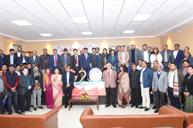 मुख्य सचिव ने Lucknow University में आयोजित G-20 Conclave