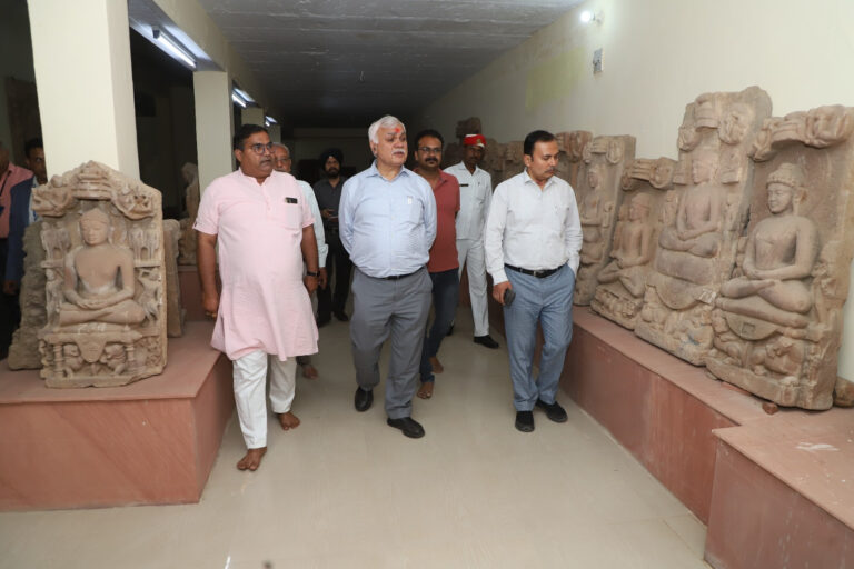 UP GOV1