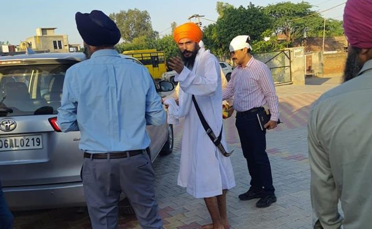 kcsbts0o_amritpal-singh-surrender_650x400_23_April_23