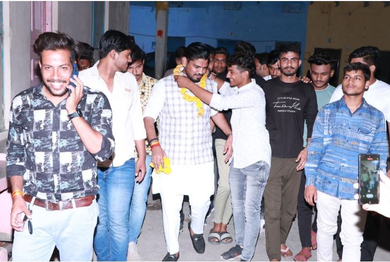 मध्यप्रदेश में चुनावी सरगर्मी तेज, सुवासरा विधानसभा में विनय जांगिड़ शर्मा की युवाओं में बढ़ रही लोकप्रियता