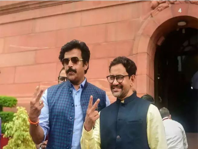बड़े तेवर में दिख रहे हैं बीजेपी के दो भोजपुरिया कलाकार सांसद ,विपक्ष को दे रहे हैं चुनौती !