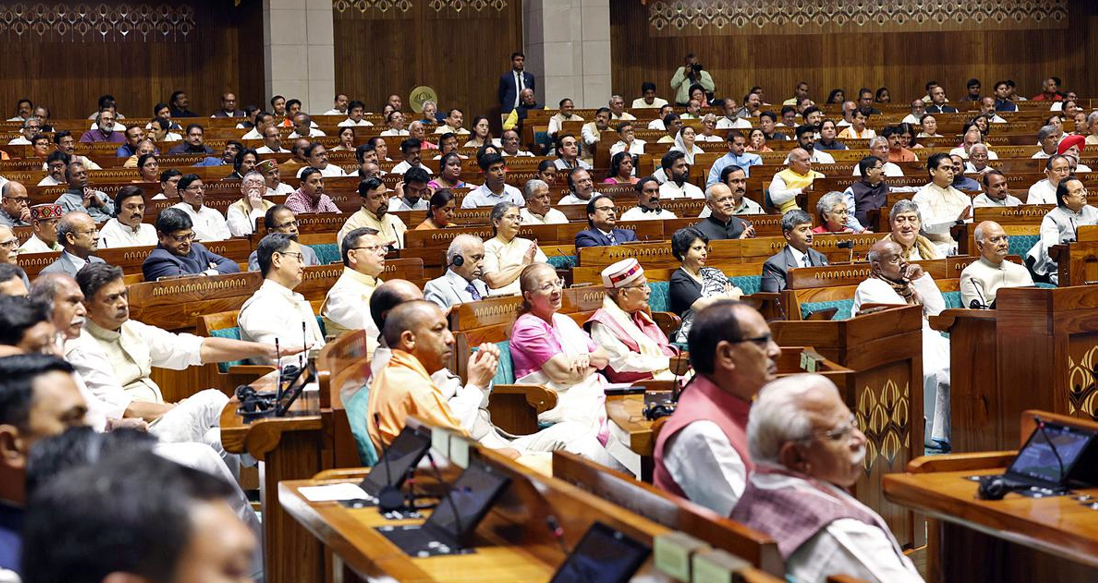 देश के उच्च सदन का सच जहां 225 में 75 सांसद है दागी