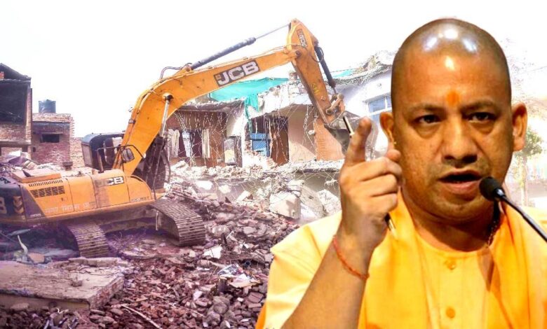 Yogi police had to show 'arrogance', the police reached Baba's bulldozer to attack and then know what happened?