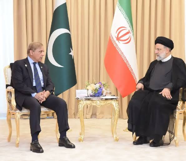 Pakistan's nefarious activities on Kashmir, Iran insulted in front of everyone