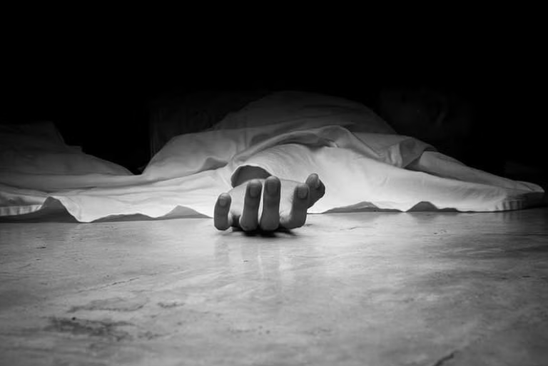 Latest Crime News UP: Home guard murdered by crushing him with a stone