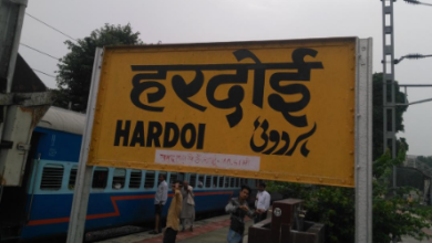Latest UP News Hardoi: Child reached Hardoi sitting between the wheels of goods train, RPF rescued