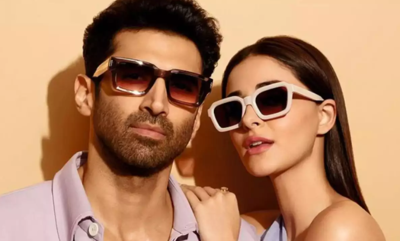 Today Bollywood News in Hindi: Did Aditya Roy Kapur and Ananya Pandey break up?