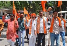 UP Bijnor Latest News: Shiv Sena President Chaudhary Veer Singh along with his supporters submitted a memorandum to the District Magistrate