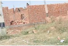 UP Saharanpur Latest News Update: Work on warehouse and shop in full swing on Chhajpura Road without map in Saharanpur.
