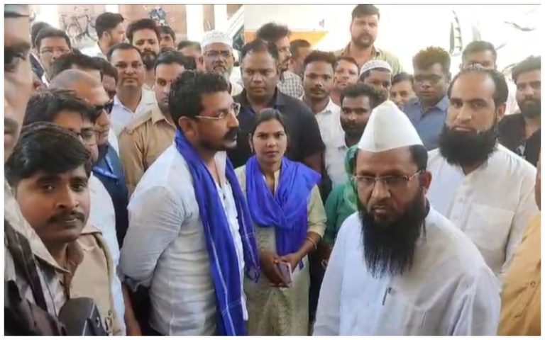 Latest UP News Today: Azad Samaj Party's Chandrashekhar Azad submitted a memorandum to the district administration in the name of the Chief Minister.