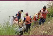 Uttar Pradesh latest news: A person washing hands in the canal after defecation drowned in the canal, PAC jawans are searching for the body.