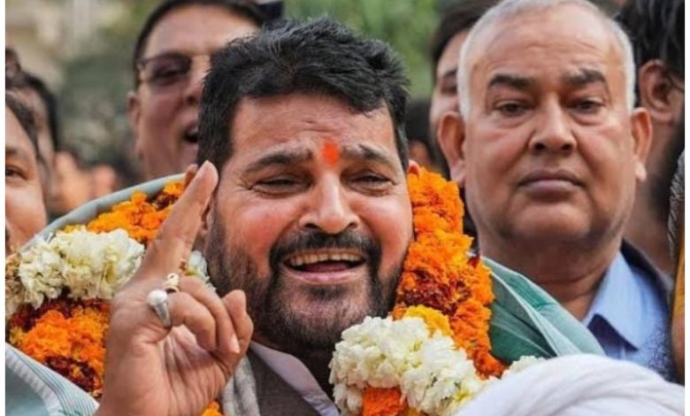 UP Lok Sabha Elections 2024: Brij Bhushan became emotional on stage, said a big thing