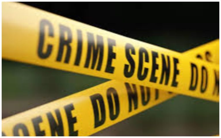 Latest Crime News UP: The dead body of a couple was found hanging in Bikaura Majre Guruwal village of Fatehpur.