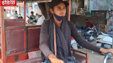 Father dies of cancer, daughter drives e-rickshaw to support family