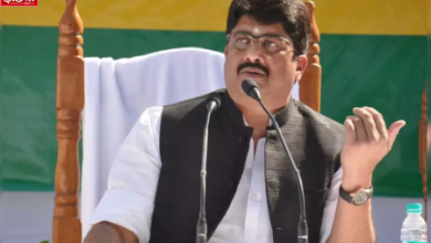 Raja Bhaiya indicated to go with SP