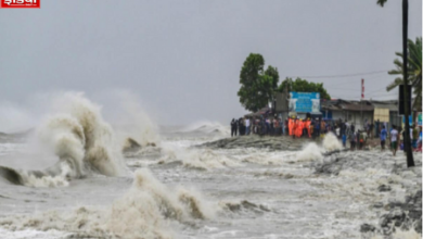 Remal Cyclone News Updates Today: Remal storm hits West Bengal, rain with strong winds in Kolkata