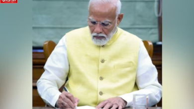 PM Modi News Today: Modi in action from the second day itself, signed this file for the first time