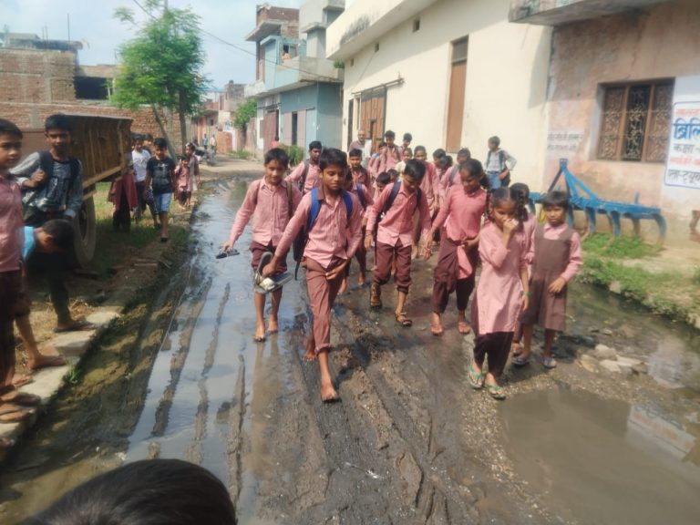 Bad road, school kids are upset, complaint to DM