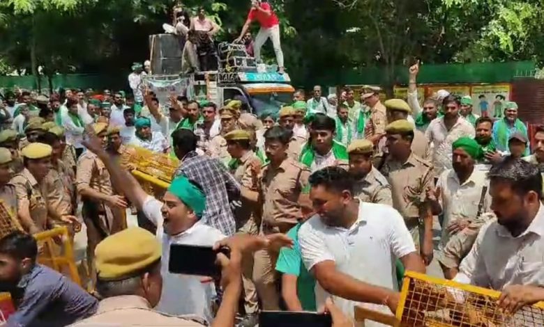 Farmers protest in Bijnor, clash with police