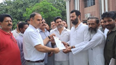 In Bijnor, Congressmen submitted a memorandum to the Collectorate