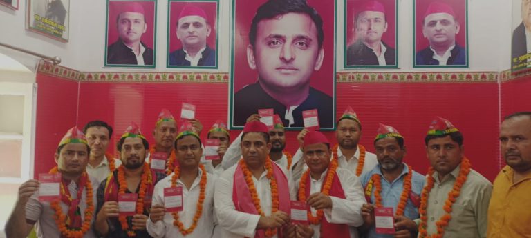In Bijnor, leaders left BSP and joined SP