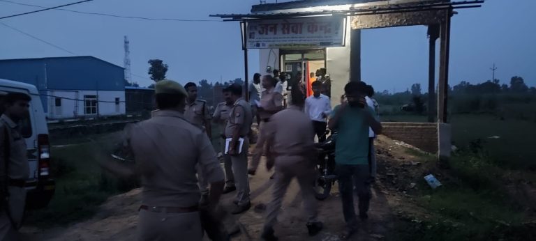 Criminals became unbridled in Bijnor, looting at gunpoint