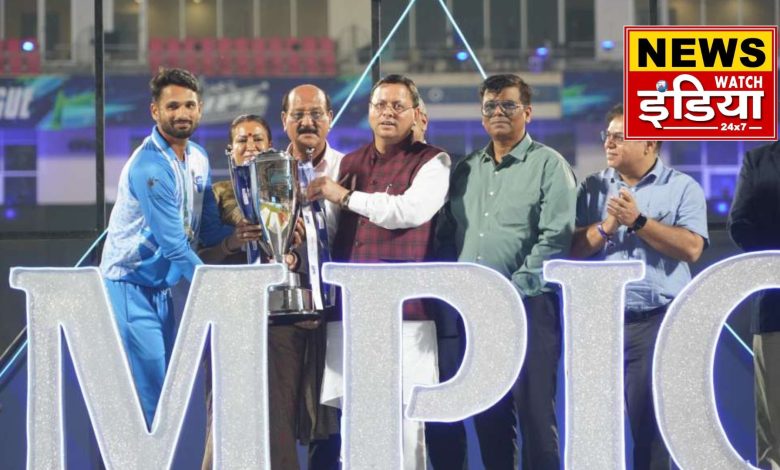 Chief Minister Pushkar Singh Dhami honored the winning USN Indian team of Uttarakhand Premier League.