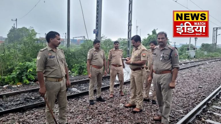 Conspiracy to overturn Pushpak Express revealed, fire extinguisher found on railway track