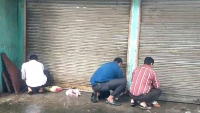 The administration sealed a dozen shops in Bijnor