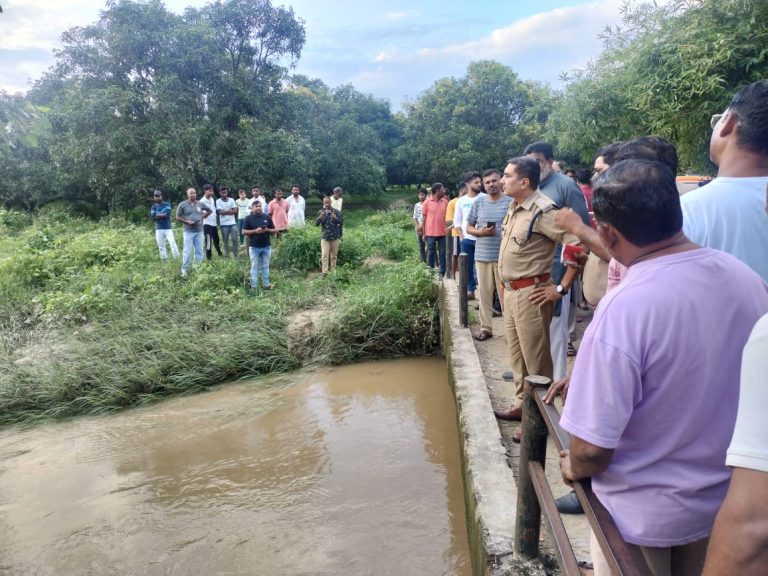 Teenager who went to take bath in river drowned, search continues