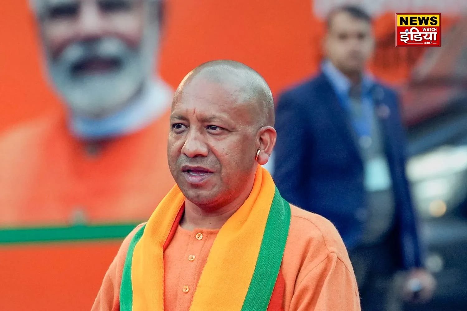 CM Yogi held a public hearing, people expressed their grievances and said- make arrangements for housing and treatment of the needy