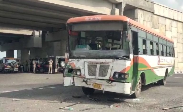 Bus and dumper collide violently, 8 injured