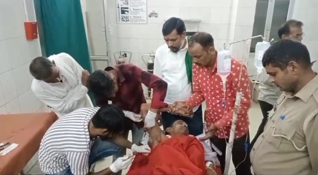 Leopard attacks home guard, family members kill the leopard