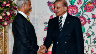 SCO Summit in Pakistan: Jaishankar and Pakistan Prime Minister Shahbaz Sharif meet at SCO dinner