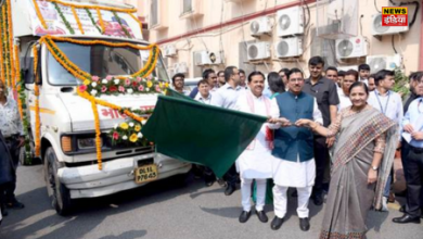 Bharat Chana Dal Phase-2: Union Food Minister Joshi flagged off a van for the sale of chana dal in Delhi