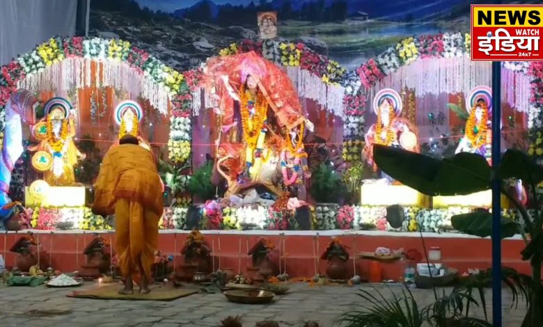 Uttarakhand News: Durga Puja in Lalkuan, glimpse of Bengal's culture, devotees wished for happiness and prosperity