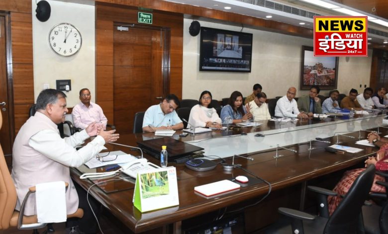 Chief Secretary holds meeting to improve health services, emphasis on use of technology