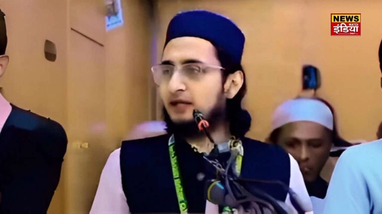 Maulana threatened Hindus, said "I will cut their necks and feed them to dogs"