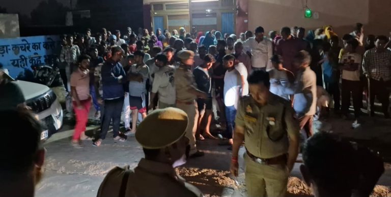UP Bijnor News: Husband stabbed his wife to death