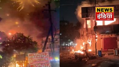 Fire broke out in a restaurant: A huge fire broke out in a restaurant and an illegal firecracker shop in Sultan Bazaar, Hyderabad, several vehicles burnt to ashes