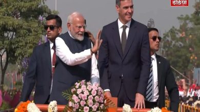 Grand roadshow of PM Modi: Prime Minister Modi gave many big gifts to the country from Vadodara, inaugurated and laid the foundation stone of many development works