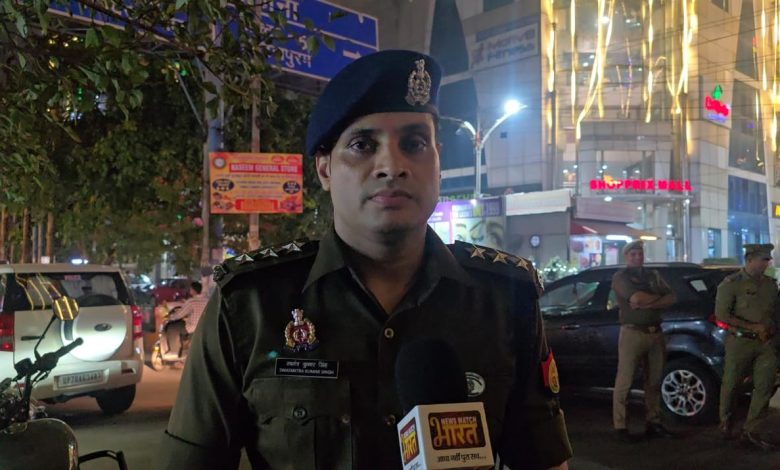 UP Ghaziabad News: ACP Swatantra Kumar Singh kept a strict vigil on the arrangements at night, ensuring security during festivals