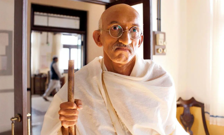 Entertainment News Today: This actor worked hard to become Mahatma Gandhi in 'Freedom at Midnight'