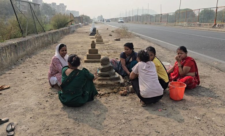 UP Ghaziabad News: Chhath Mahaparva celebrated with pomp in Ghaziabad! Purvanchal society immersed in the confluence of tradition and faith