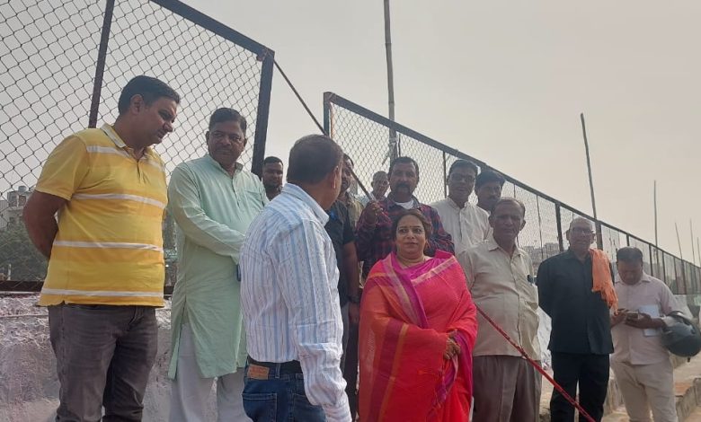 UP Ghaziabad News: Khoda Nagar Palika's dedication to the divinity of Chhath Mahaparva, President Mohini Sharma took over the reins of preparations